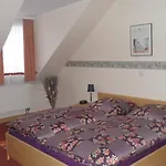 Eigelstein Szálloda 2*