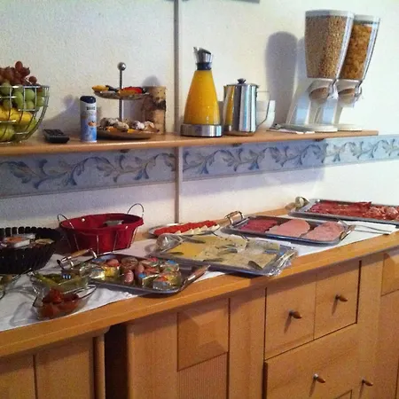 Hotell Eigelstein 2*