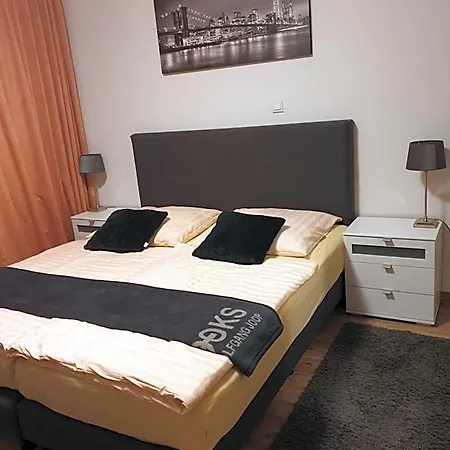 Eigelstein 2*