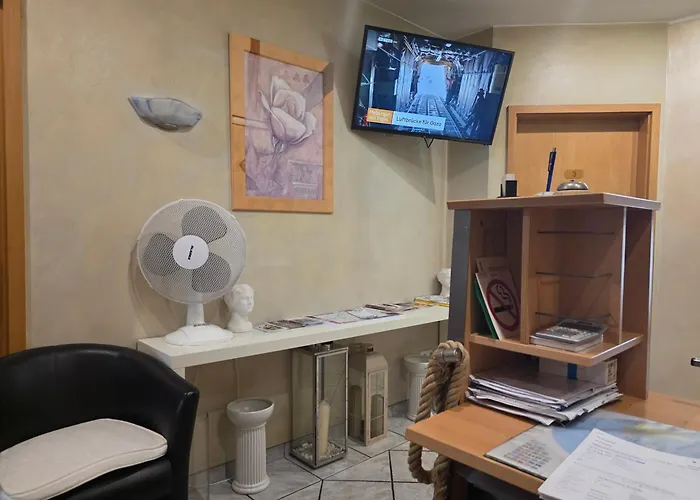 艾根史坦酒店 2* 科隆