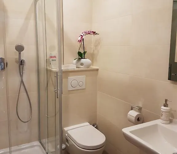 エイゲルスタイン 2* ケルン