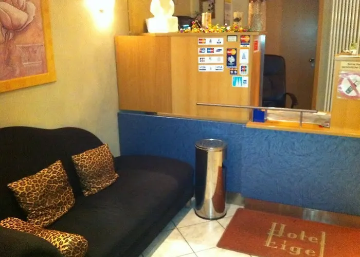 艾根史坦酒店 2* 科隆