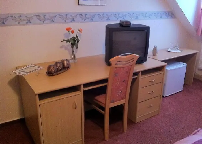 艾根史坦酒店 2*